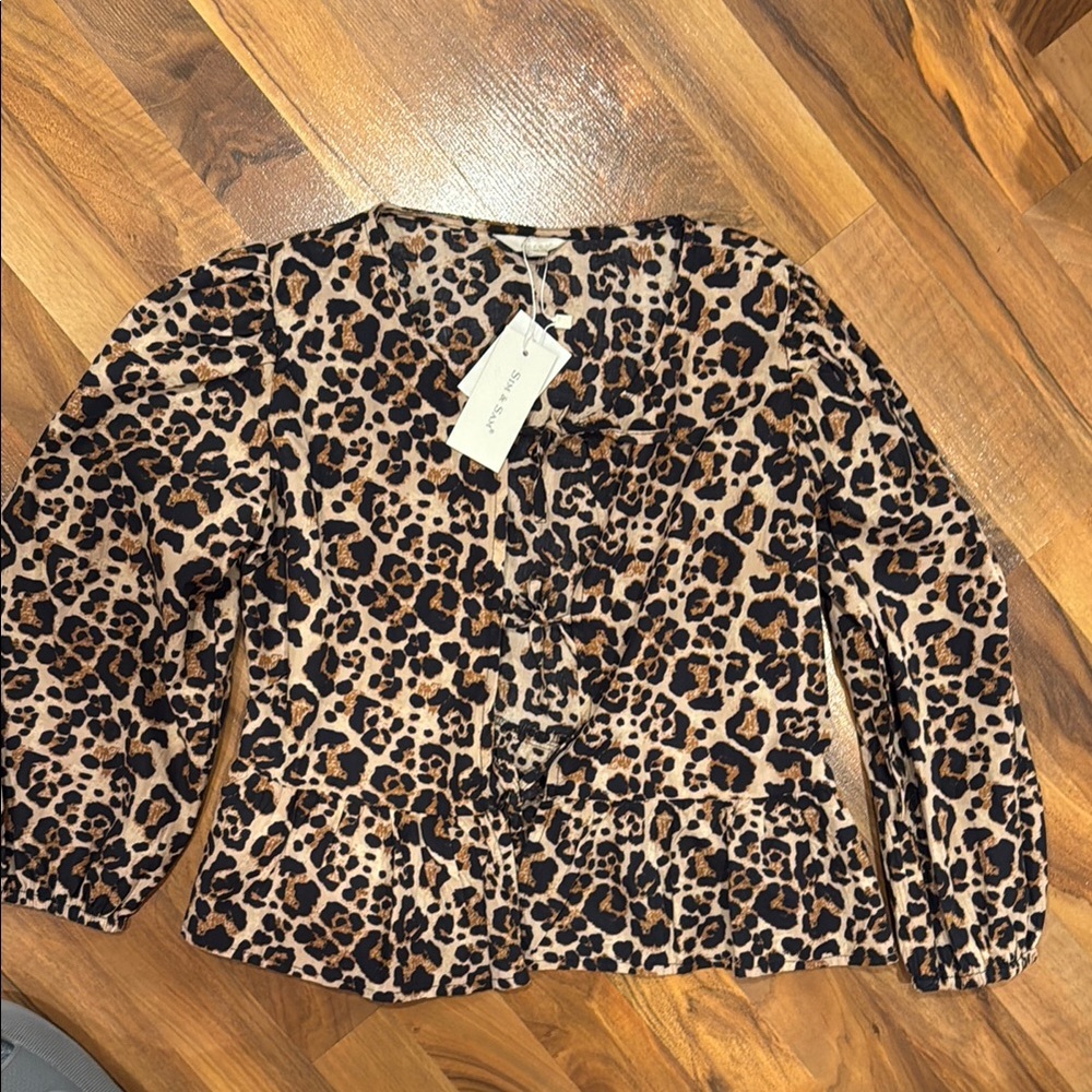 Sim &‎ Sam leopard print tie top side medium women